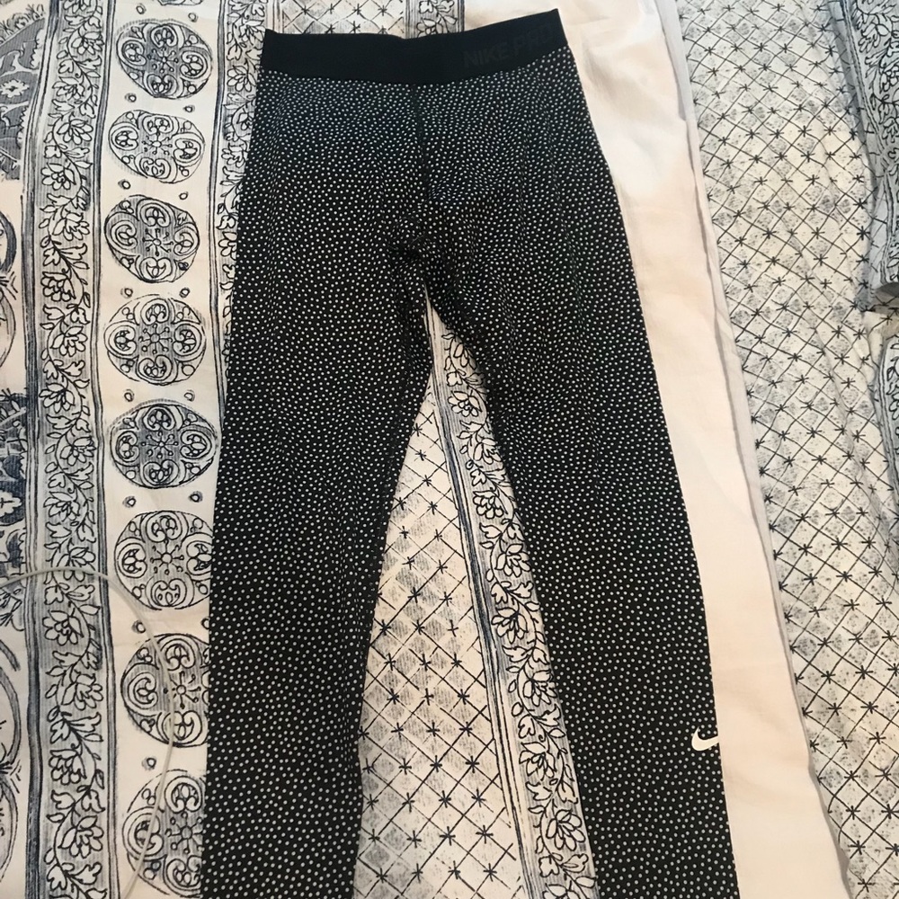 NikePro full length leggings